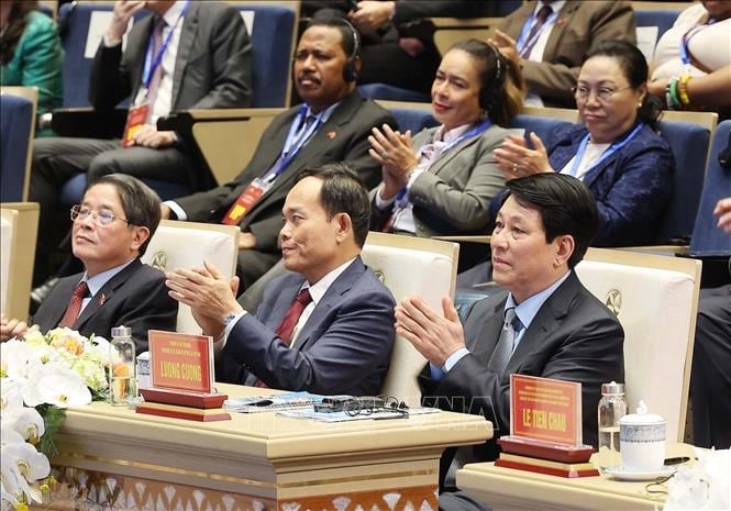 President Luong Cuong and delegates attend the investment promotion conference “Hai Phong - a strategic destination of the new era”. Photo: Lam Khanh/VNA