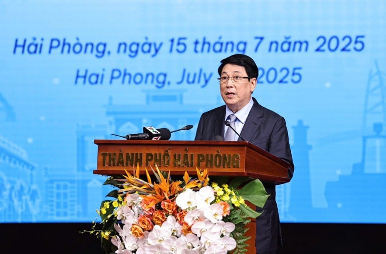 President Luong Cuong speaks at the conference. Photo: Nhan Dan Newspaper